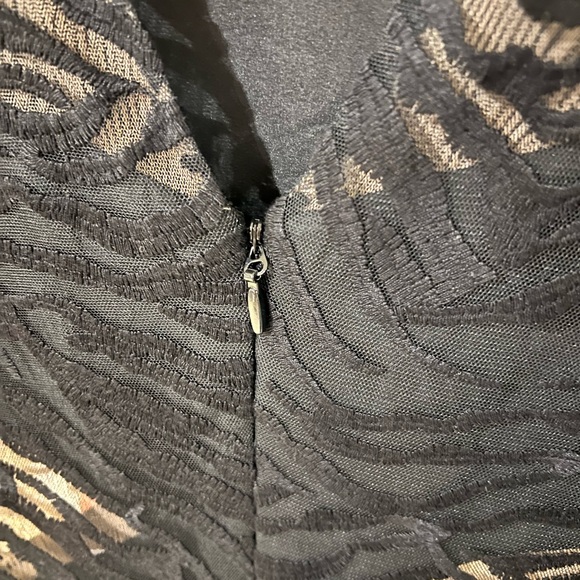 NWT BCBGMaxazria Dress - Picture 7 of 9